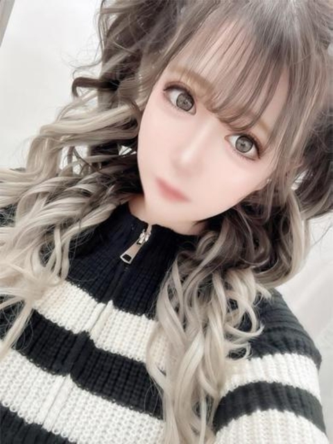 ねね⭐︎濡れ確！令和の美ギャル