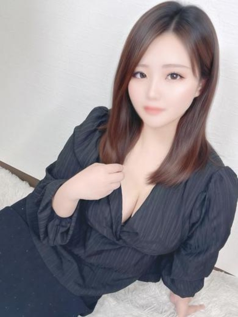 なな☆潮吹きミニマム巨乳娘